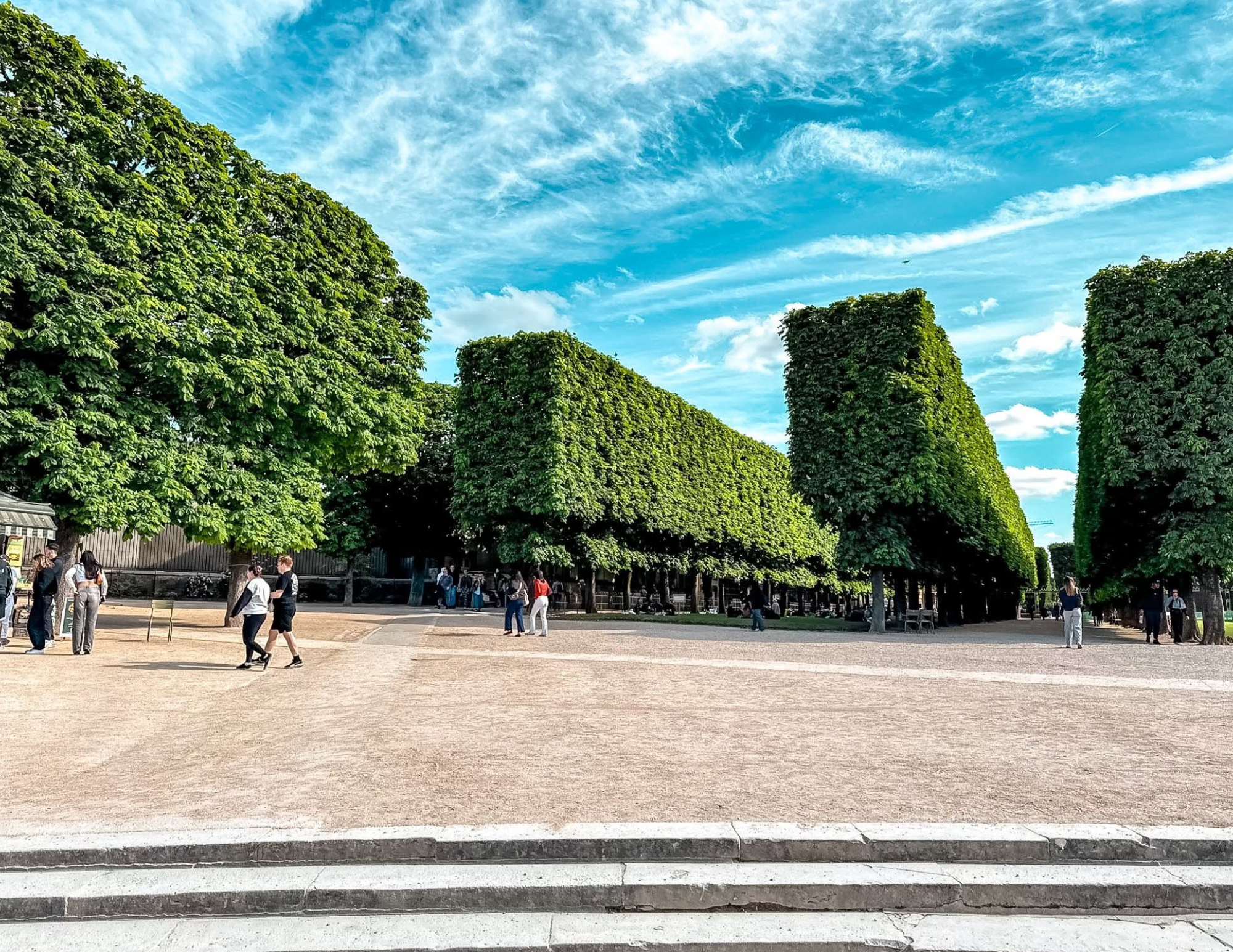 Luxembourg Gardens Paris Guide (9).png